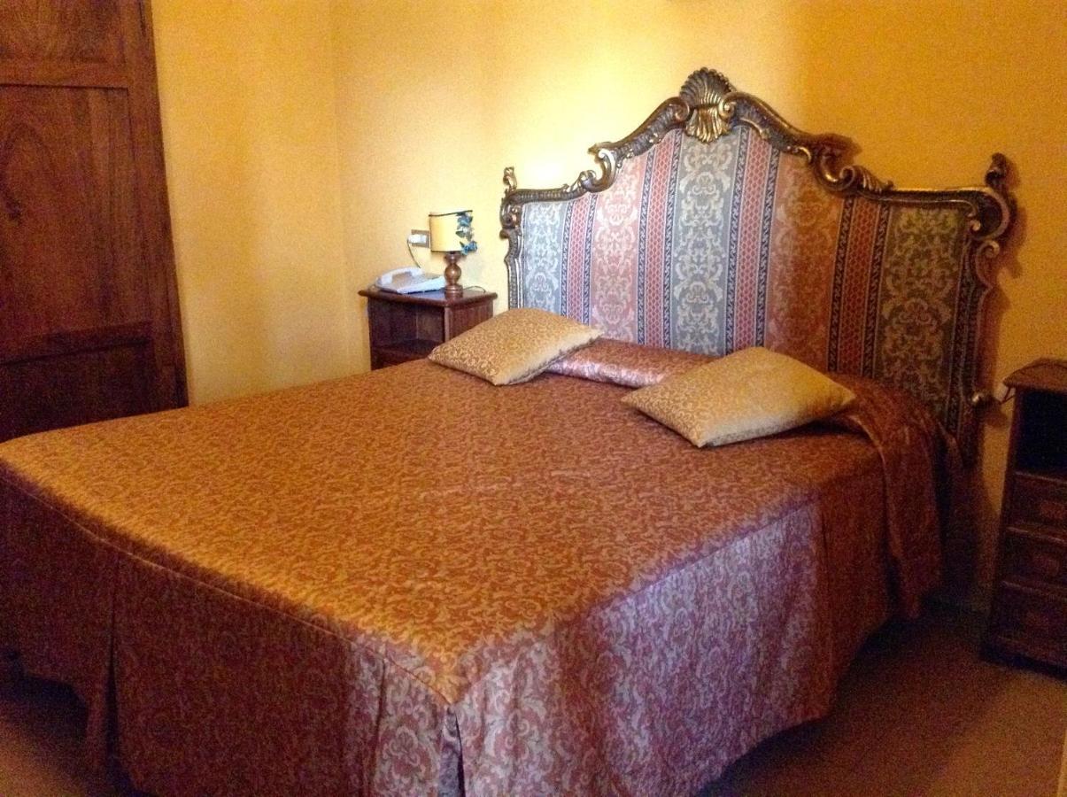 Albergo Ristorante Da Carlino Castelnuovo di Garfagnana Room photo